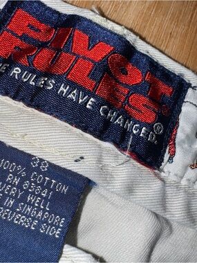 Pivot Rules Shorts Mens 38 Beige Pleated Golf Outdoor Dad Shorts *missing button